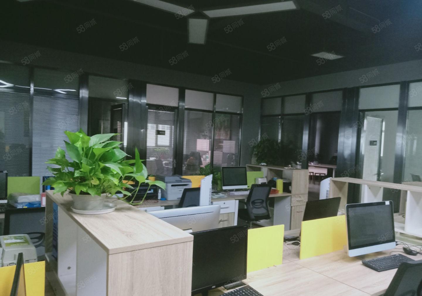 坪山坑梓原房东楼上1380平方带装修厂房实用面积出租