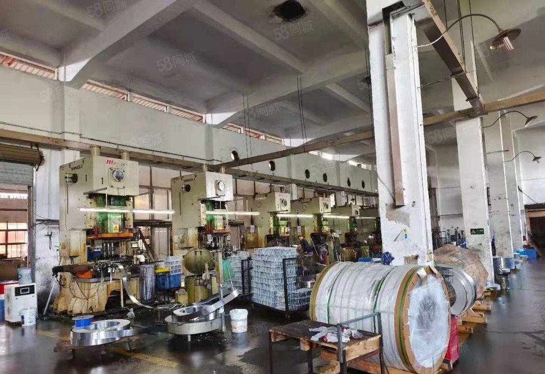 300平起分租坪山大道旁10000平红本独院厂房出租层高8米