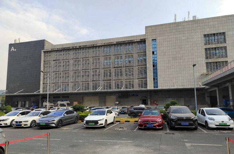 坪山芯片医疗研发园区1000平厂房低价出租，可申请租金补贴