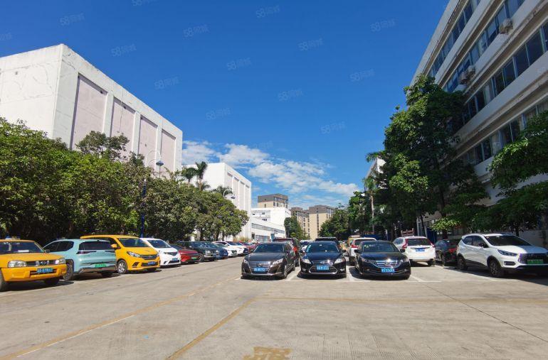 坪山中心区原房东大型产业园一楼高9米3000平方厂房仓库出租