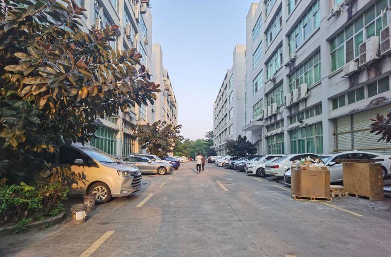 200平米起租带装修！坪山石井地铁口200至2000厂房出租