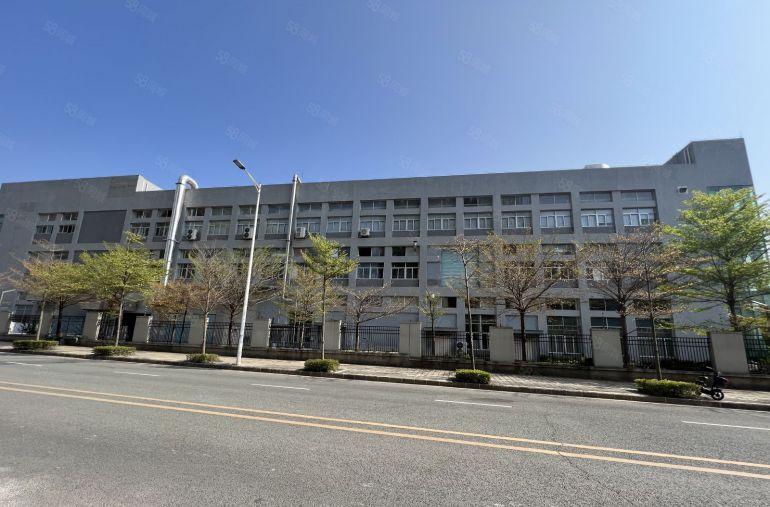 高7米坪山坑梓主干道上恒温厂房出租4万平方10000方起分租