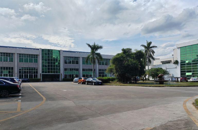 坪山大工业区原房东大型科技园一楼1000平方办公厂房仓库出租