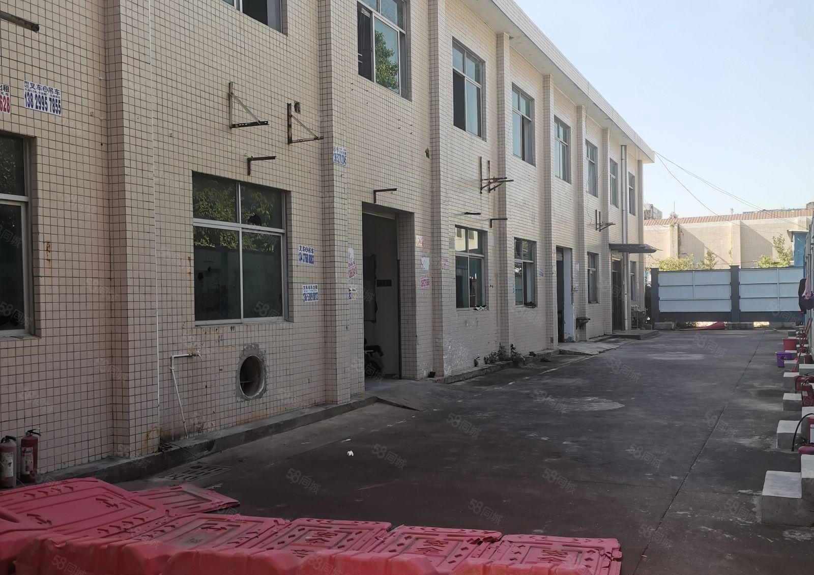 坪山  坑梓独院厂房出租1820平，有3套独院，位置好