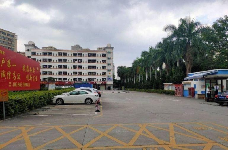 坪山坪大工业区原房东2000平厂房可分租 带装修低价仓库出租