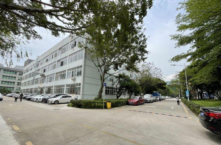 坪山原房东工业园现成无尘车间3000平方带精装修办公厂房出租