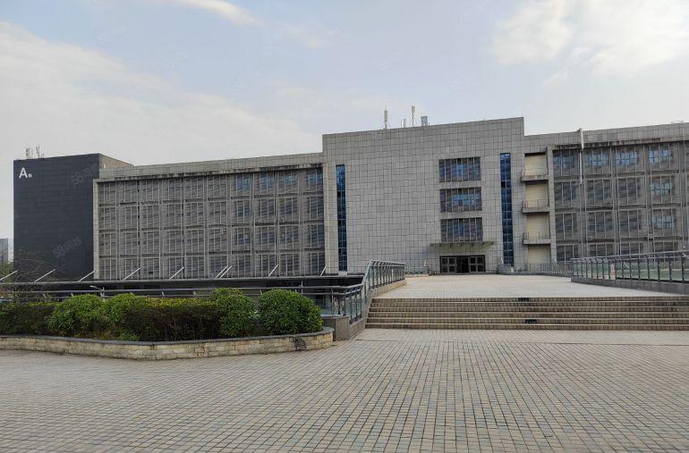 坪山芯片医疗研发园区1000平厂房低价出租，可申请租金补贴