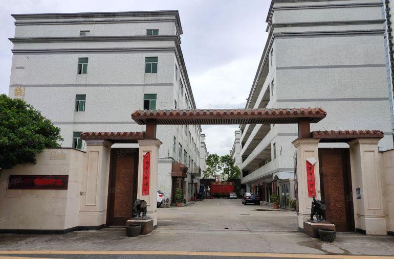 坪山石井街道新出独门独院厂房8600平米