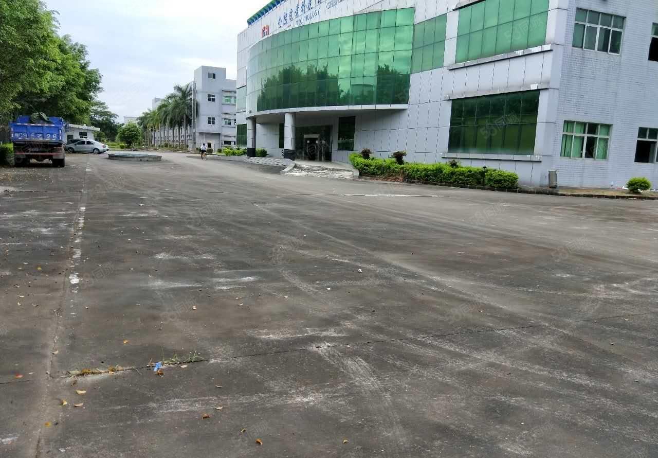 坪山大工业区新出9.6米红本一楼5600平米2000平米起租