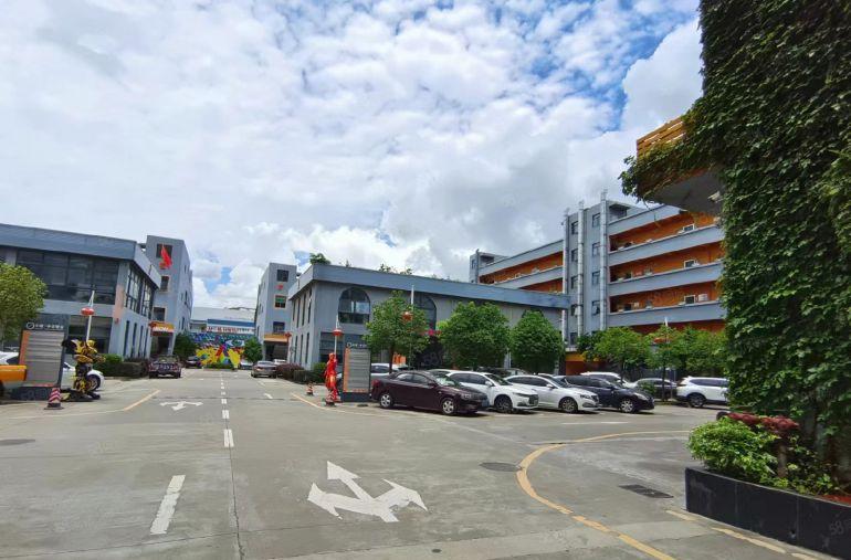 小面积坪山坑梓地铁站500平方带精装修办公室厂房仓库出租