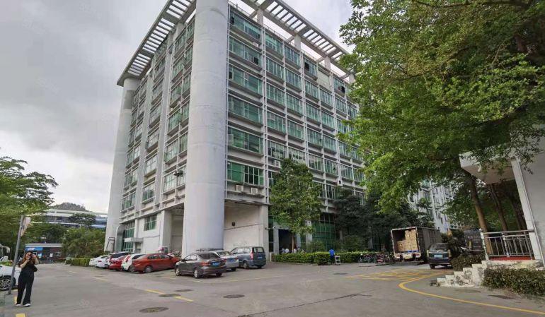 免租期三个月！坪山高新产业园火热招租！可申请各项补贴。