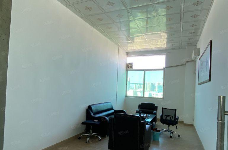 坪山坑梓原房东独院工业园区楼上整层1000平米实际面积出租