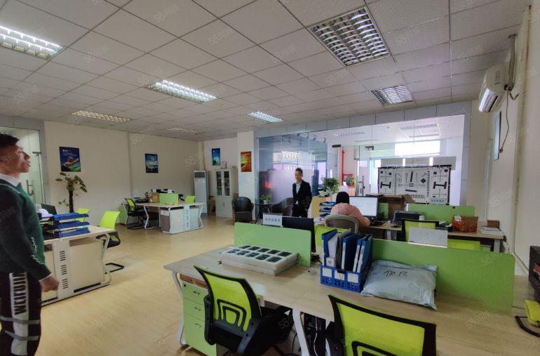 坪山地铁口原房东楼上厂1000平方出租450平起分租带精装修