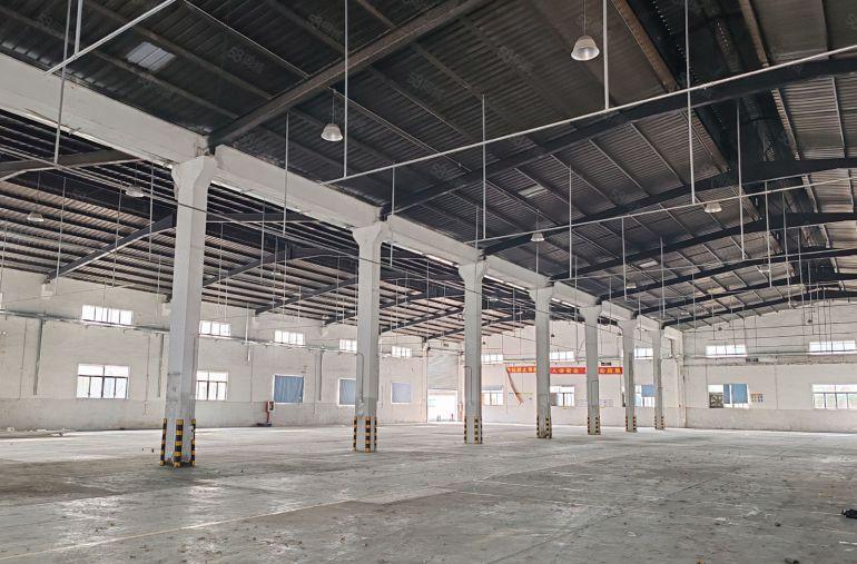 坪山区原房东红本2500平方米单一层厂房仓库出租，高度9米