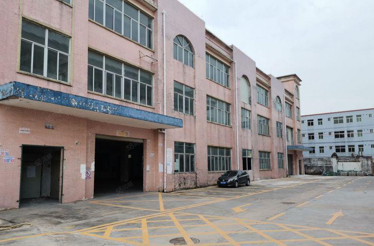 坪山大道金沙第二工业区厂房出租，A栋厂房三层