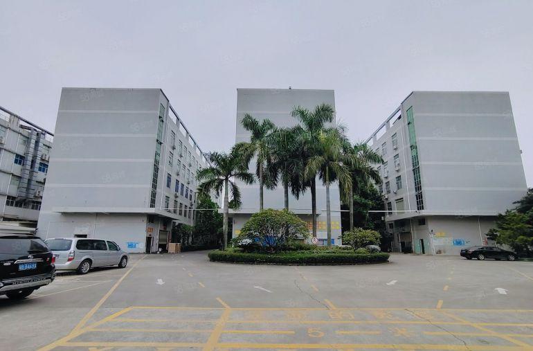 5百平起分租龙岗坪山工业园楼上2千平厂房仓库出租空地大形象好