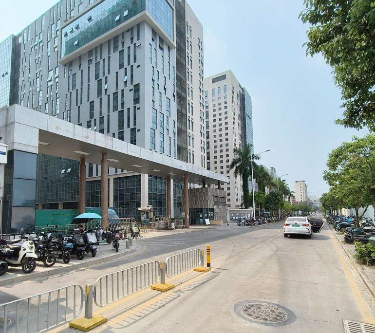 坪山坑梓大工业区一二楼2000平厂房大小可分租一楼6米