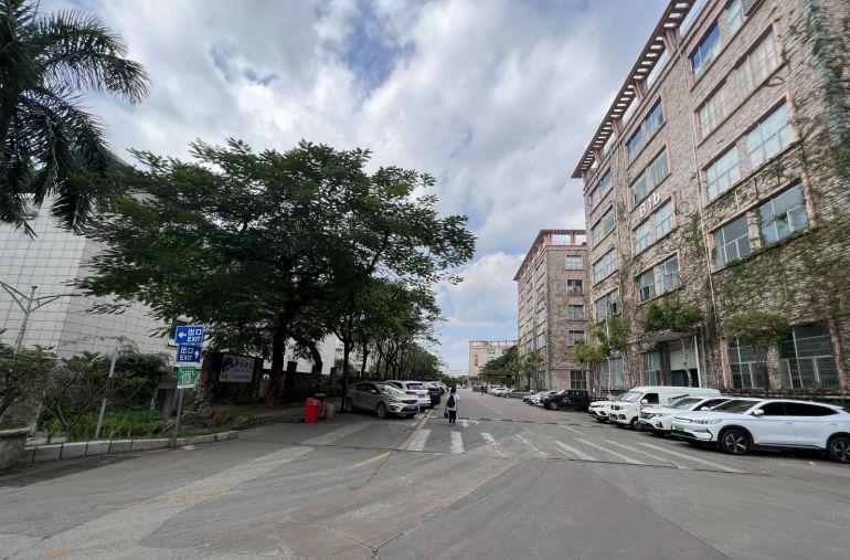 低至16元坪山国资委工业区1000平精装办公研发仓库厂房出租