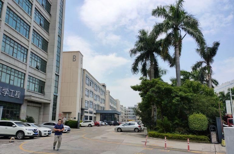 坪山花园式科技园红本厂房1800平米现成装修