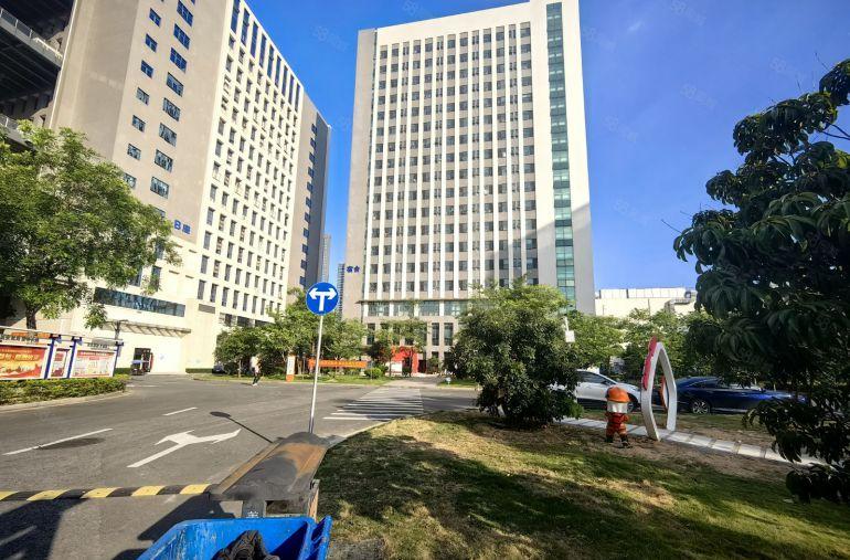 坪山大工业区原房东红本6楼500平方研发厂房办公室出租可分租