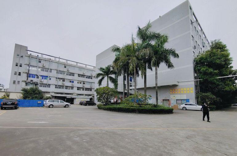 5百平起分租龙岗坪山工业园楼上2千平厂房仓库出租空地大形象好