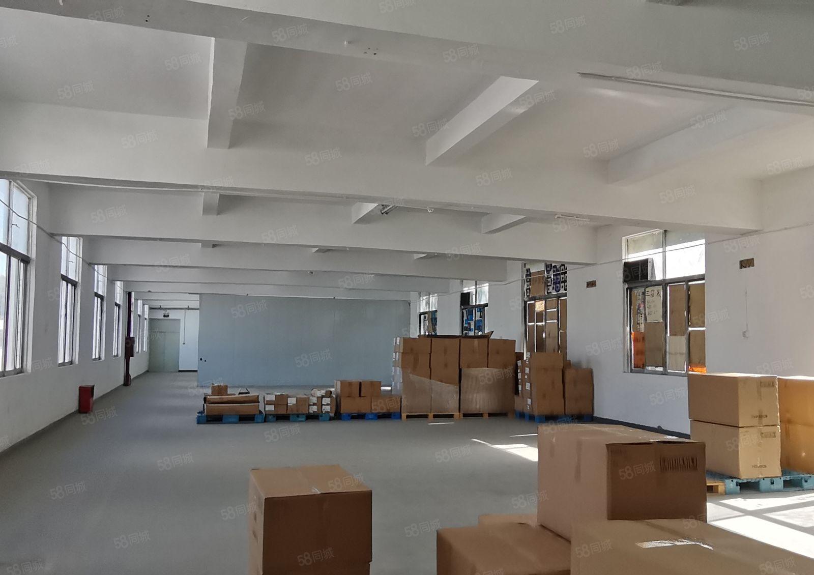 特惠价1.4万坪山坑梓金沙第二工业区园区2楼800平新装修，