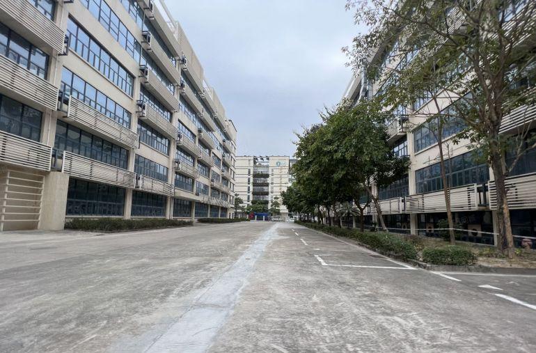 坪山大工业区4万平米独院厂房1800平米单层起租一楼6米高