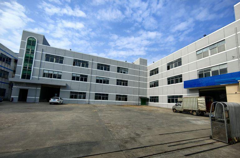 坪山坑梓龙田工业区楼上2000平厂房仓库低价出租大小分租