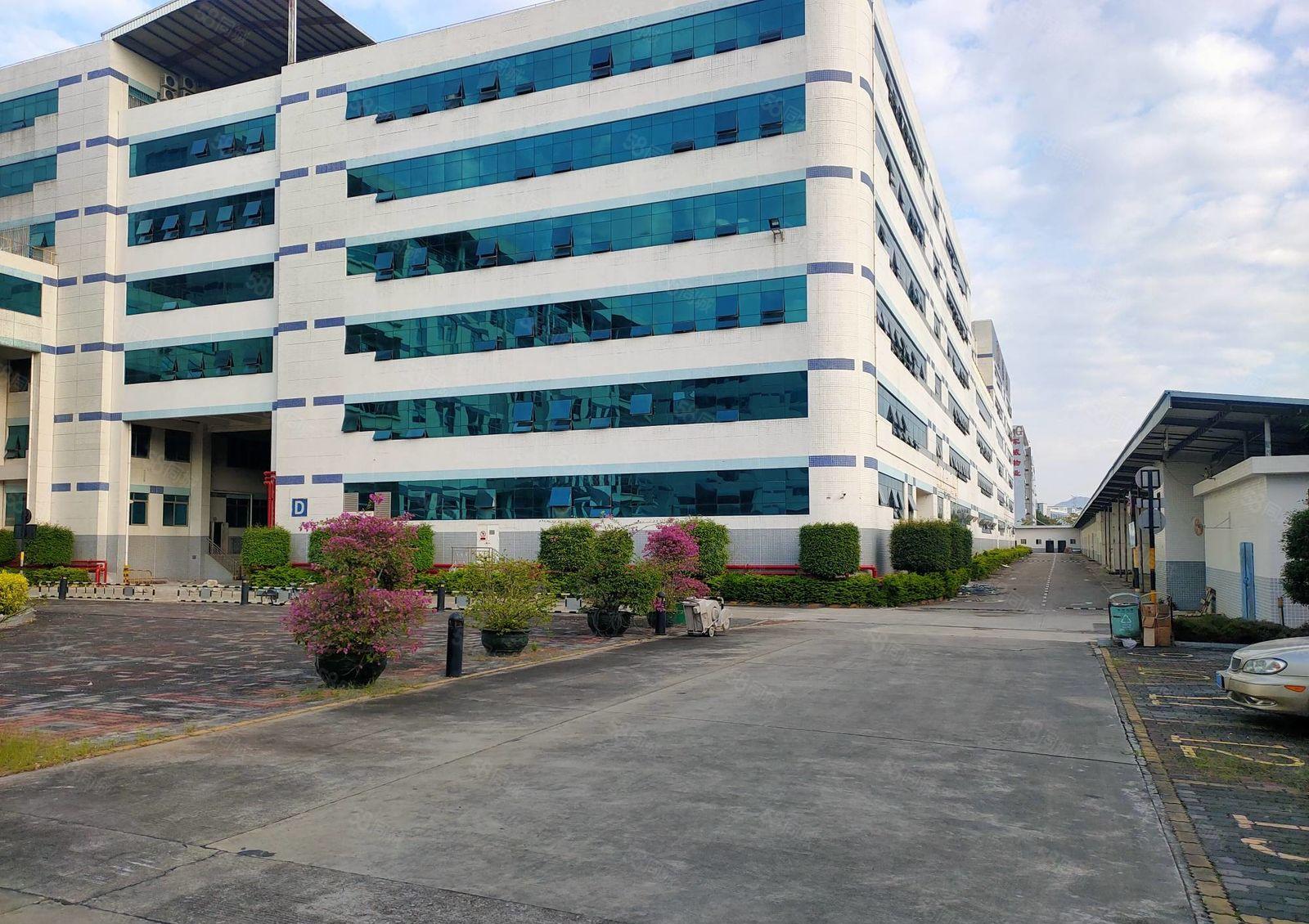 坪山红本医疗工业园2300平厂房出租可分租一楼低价仓库出租