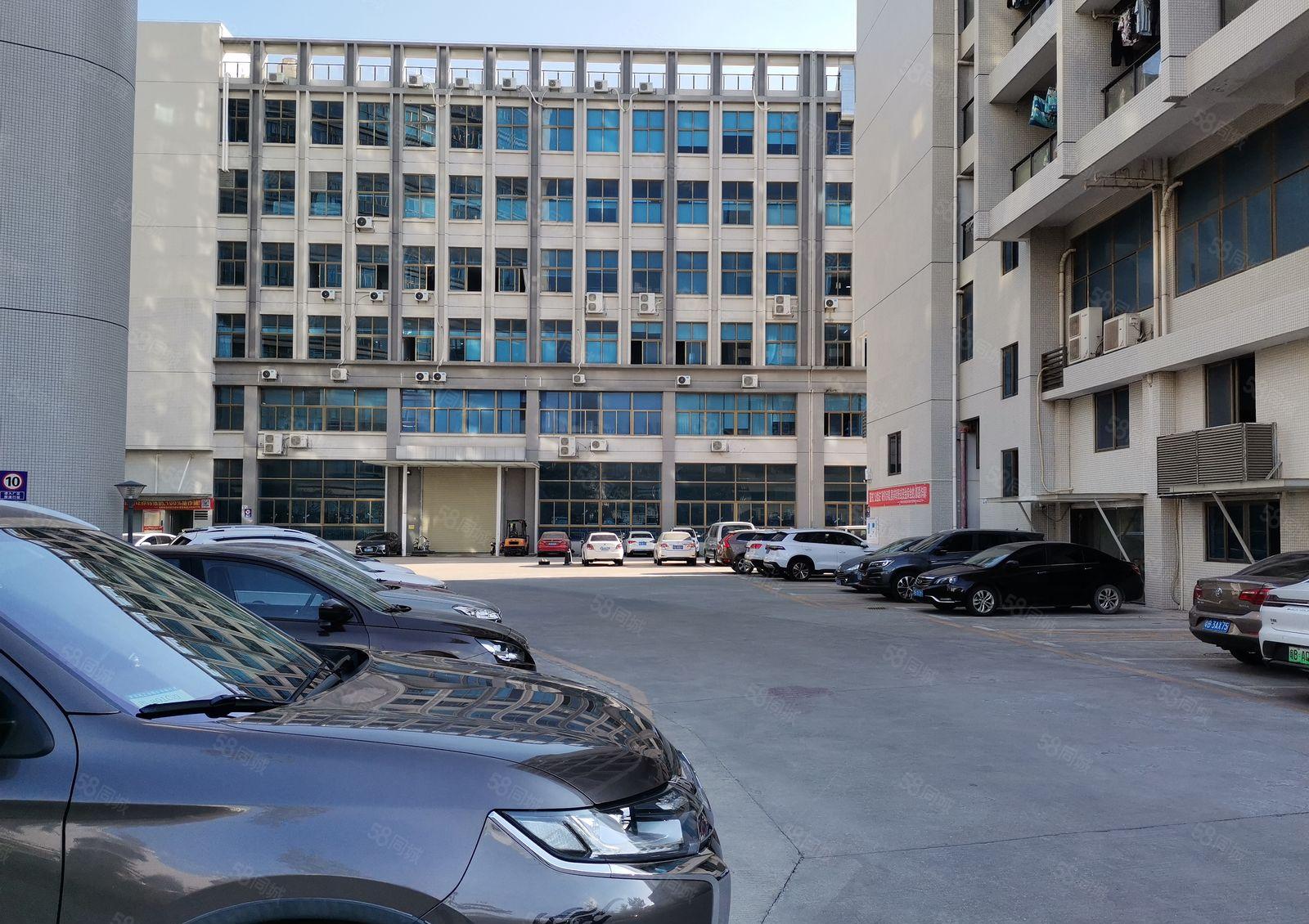 深圳坪山原房东红本厂房出租3楼整层1500平方米，形象好