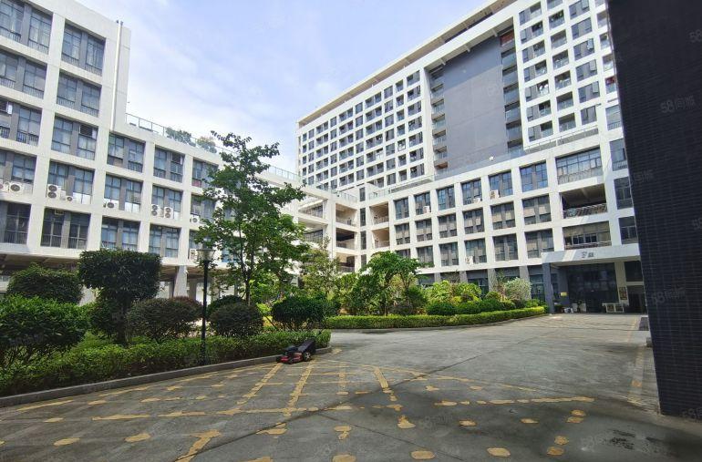 坪山大工业区原房东大型科技园楼上带精装修3000平厂房出租