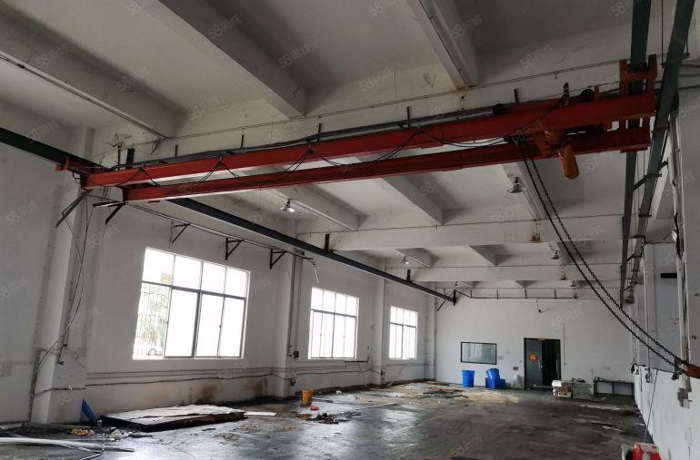 深圳市坪山区坑梓原房东1楼1360平米，带行车可分租厂房出租