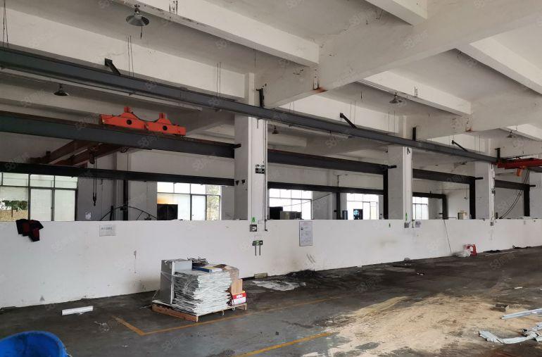 深圳市坪山区坑梓原房东1楼1360平米，带行车可分租厂房出租