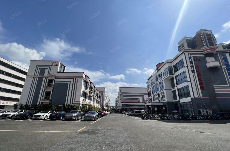 层高6.5米坪山高新产业园新出2000平一楼仓库红本厂房出租