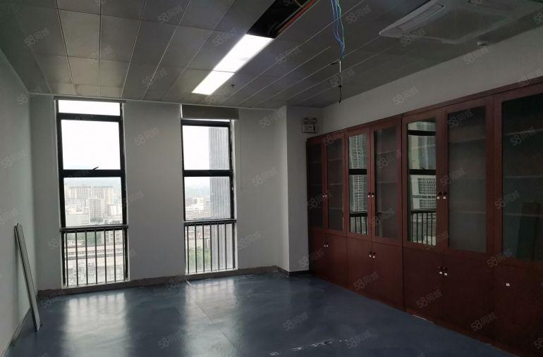 深圳市坪山区，原房东带装修520平方米厂房出租，有红本房产证