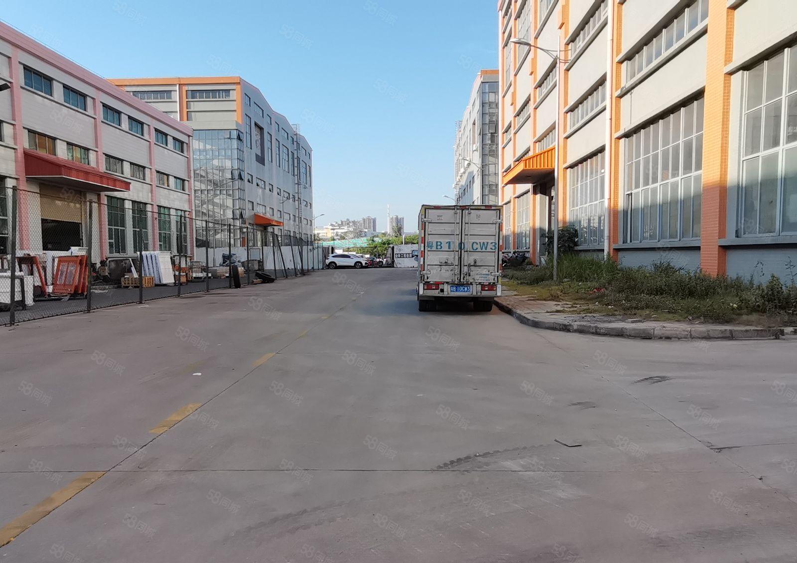 可分高度7.5米坪山龙田乌石路独院新空出单一层厂房1000平