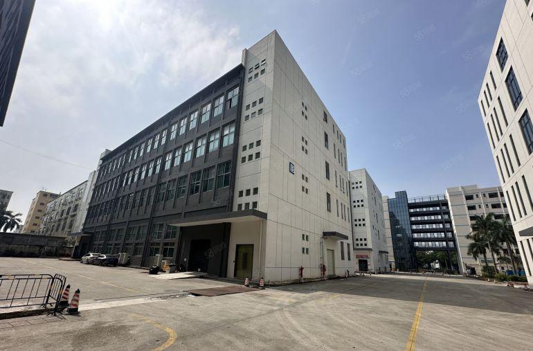 12块！坪山六和地铁站旁科技园单层面积1000平厂房低价出租
