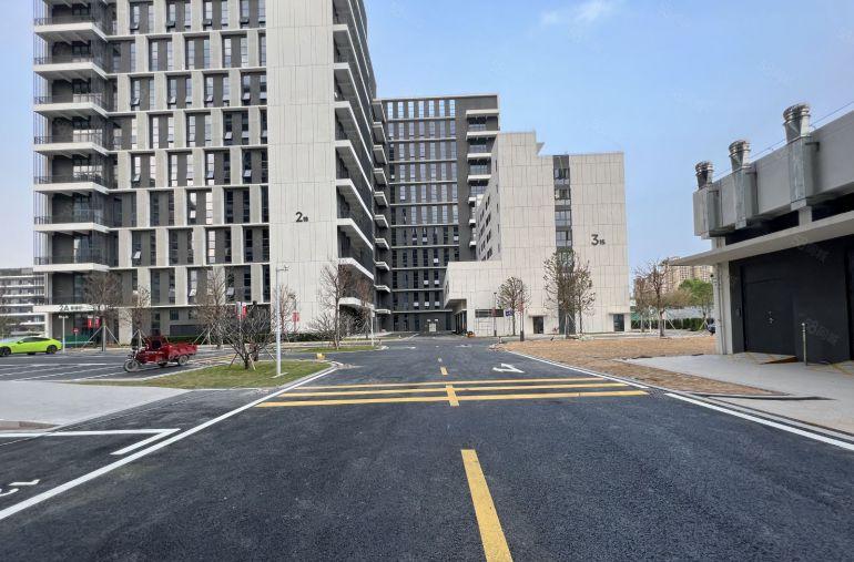 补贴40元坪山全新厂房整层1680平方出租带废水排污处理系统