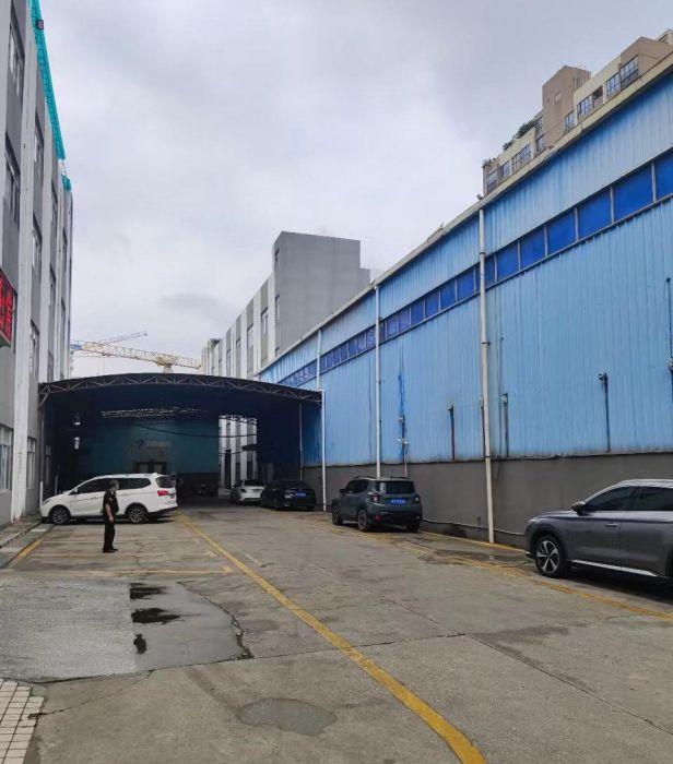 （一手无差价招租）龙华核心区工业园二楼厂房1500平方