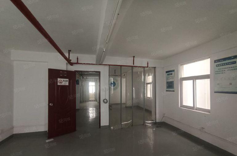 南山西丽整层260平招租，办公室隔间，独立卫生间，进场可办公