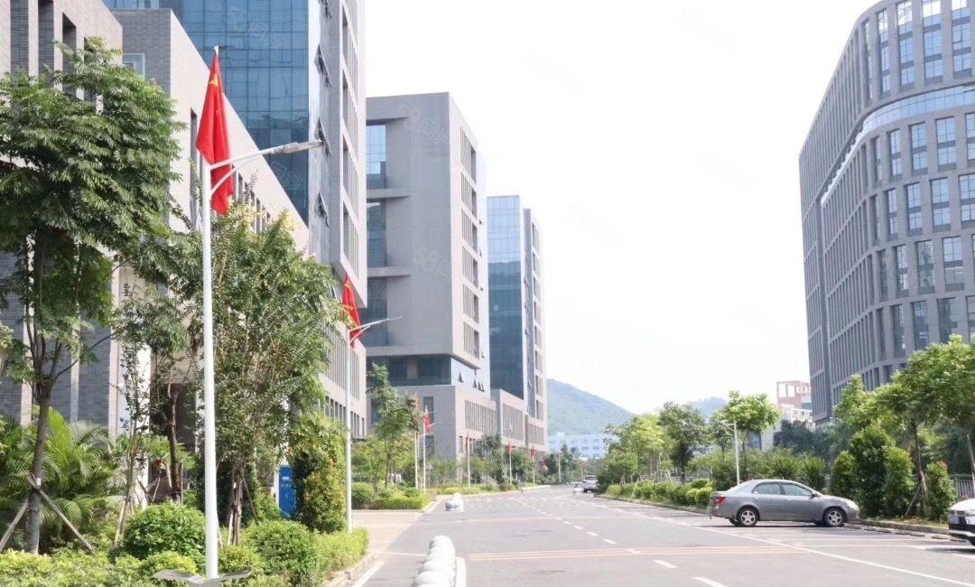 石岩原房东红本高端办公研发厂房出租4500平米