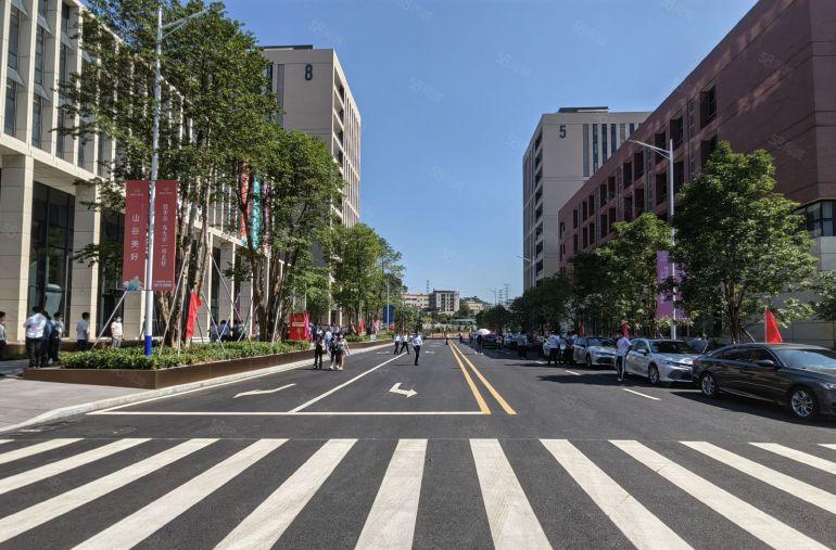 东莞塘厦临深原房东花园式红本无公摊厂房出租35万平，可分租