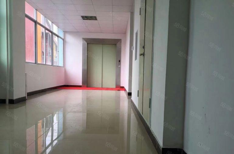 特价优惠南山西丽地铁口附近厂房仓库办公大小可分租