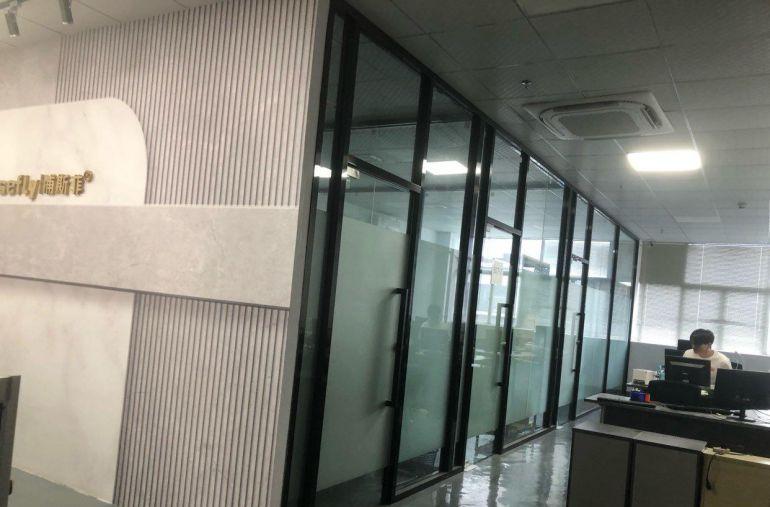 五和大道旁坂田龙华交界处五楼780平米厂房出租