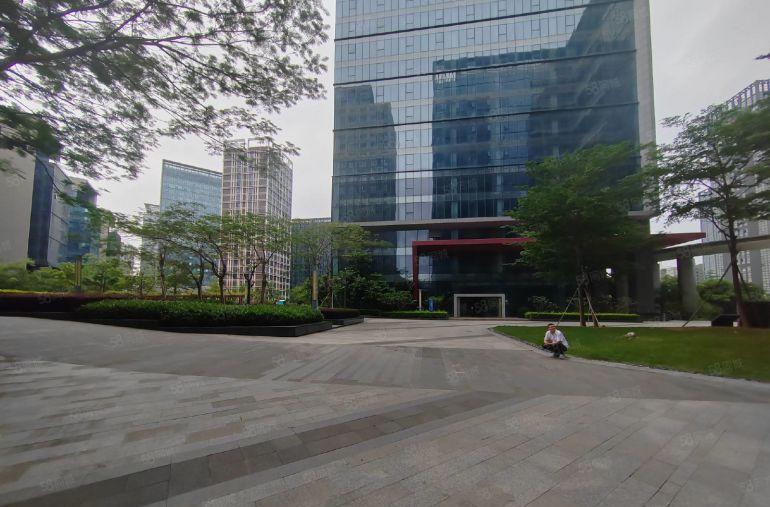 南山开发商花园式豪华装修红本厂房3800平，实际面积出租