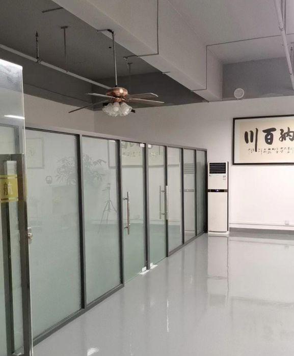 出租龙华观澜厂房办公室，带装修带电梯