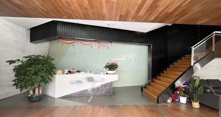 南山区西丽百旺阳光工业区1加2楼4000平不限行业现成精装修