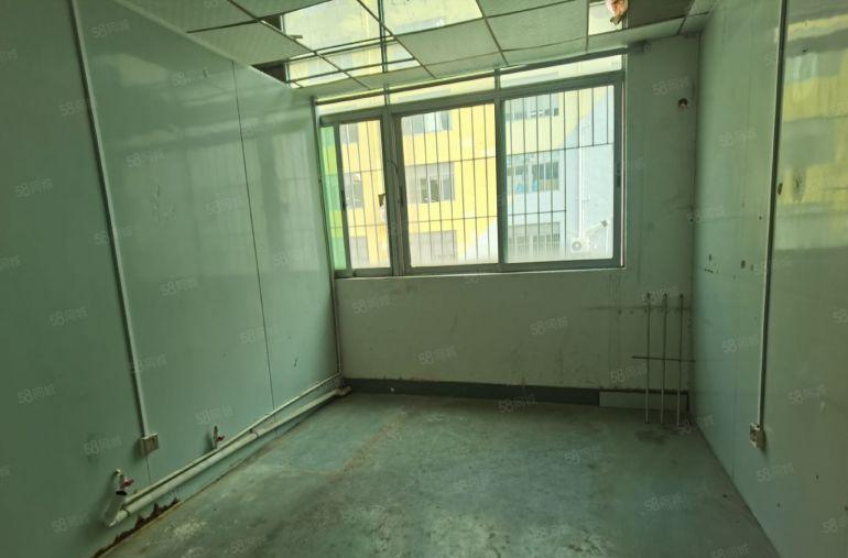 西丽阳光工业区新出二楼600平厂房带装修 大小可分