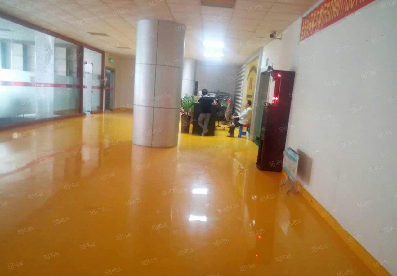 布吉丹竹头新出原房东厂房出租3250平方三吨大货