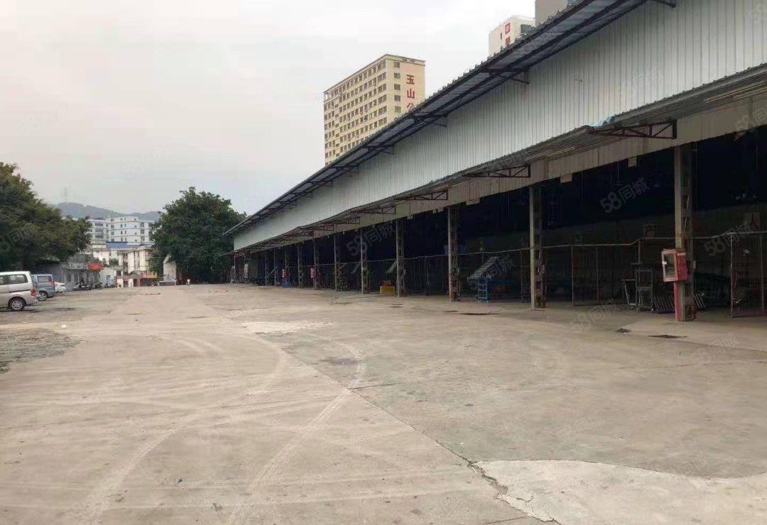 石岩汽车站大型物流园一楼钢构厂房1750平高10米300起租